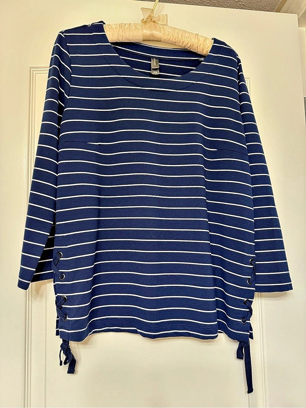 Denver Hayed Striped Lace-Up Tunic in Blue & White Size Medium